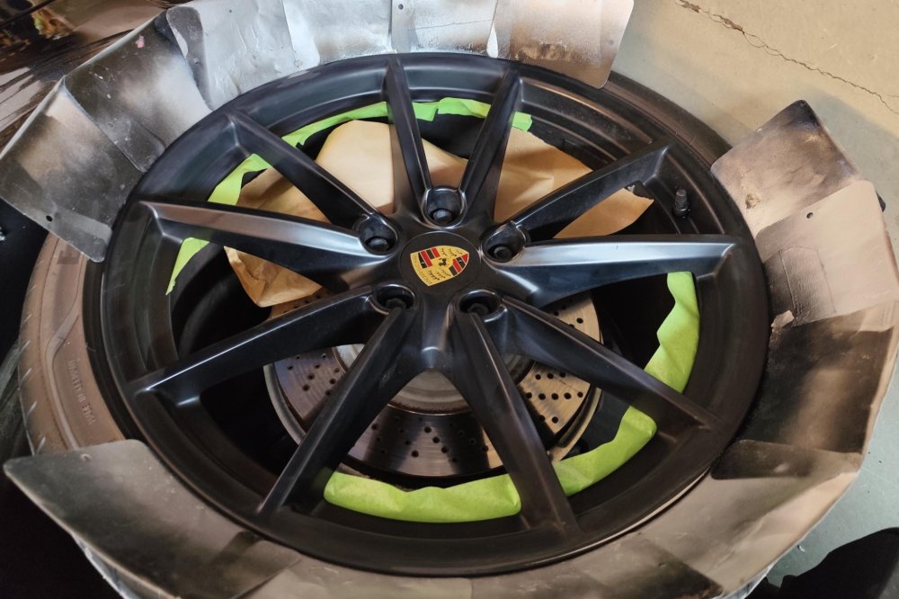 Smart Repair: Bordsteinschäden am KFZ